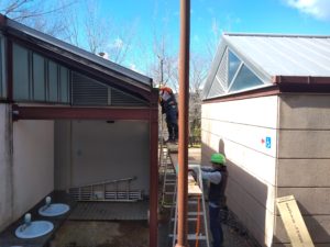 金属性雨樋からの漏水対応 本文画像