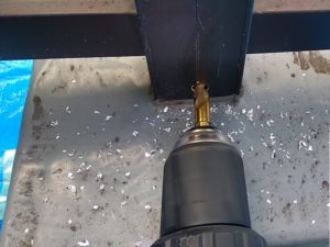 手摺の支柱から・・・ 本文画像