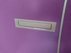 玄関ポストの塗装剥がれの補修 本文画像