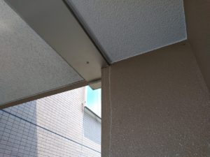 エキスパンションジョイントから白華現象 本文画像