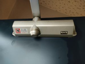 ドアクローザーの不調 本文画像