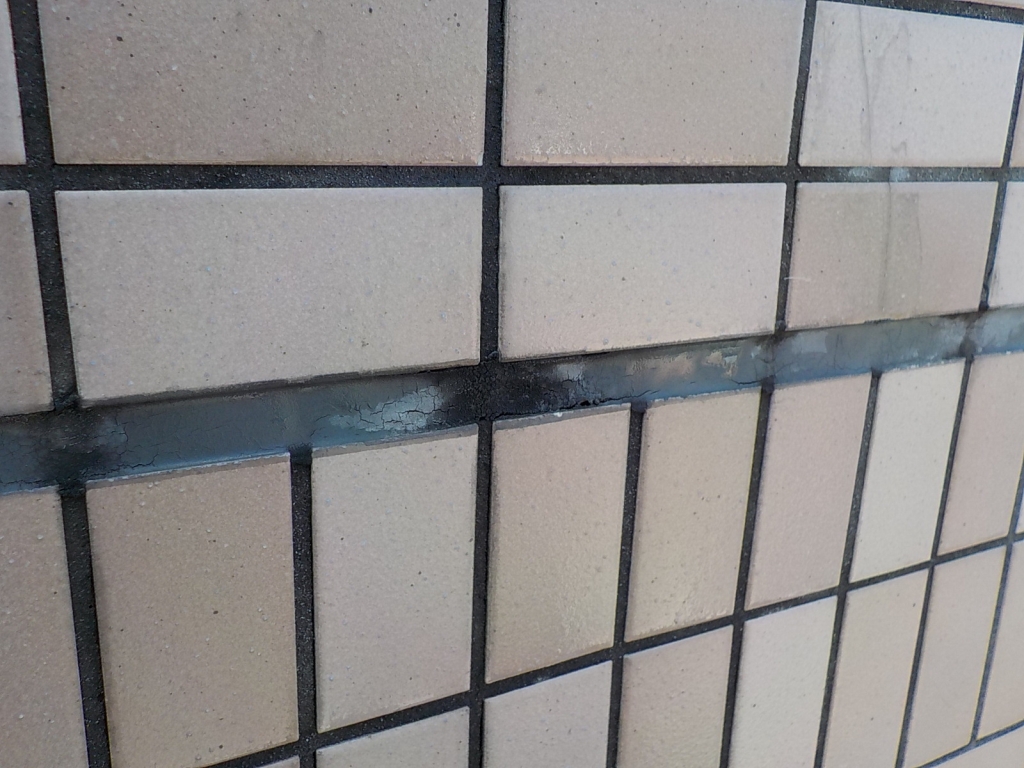 シーリング材の劣化 本文画像