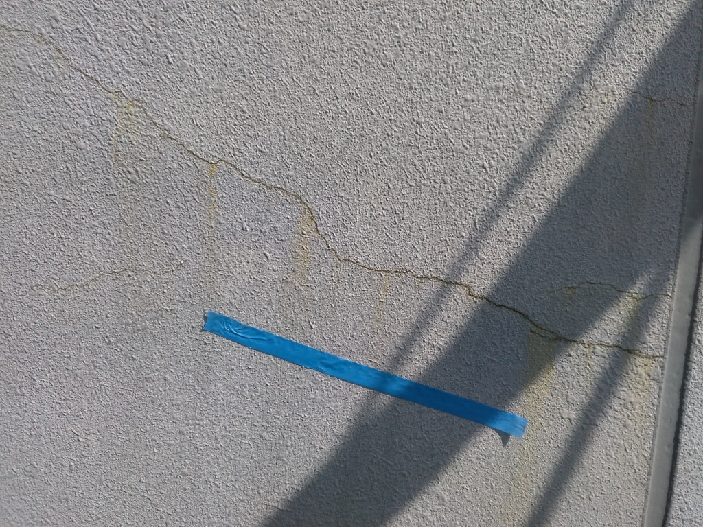 クラック補修 本文画像