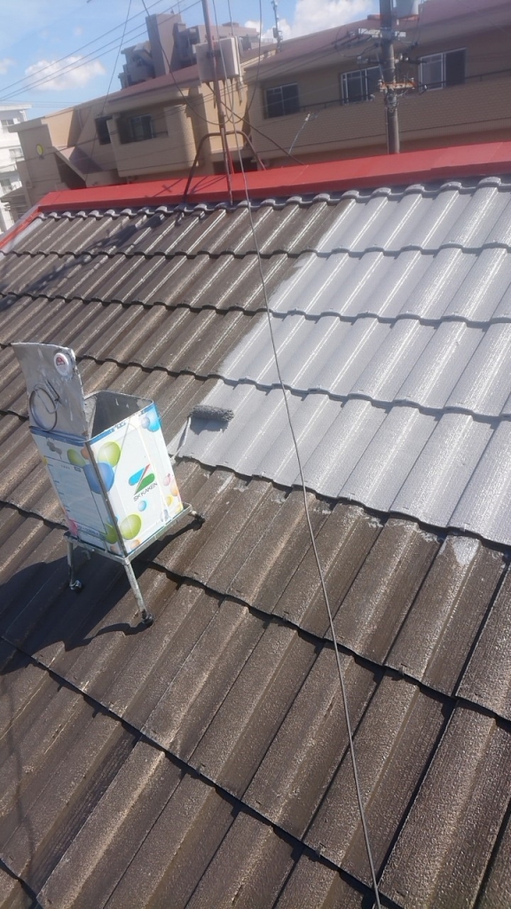 セメント瓦の塗装工事 本文画像