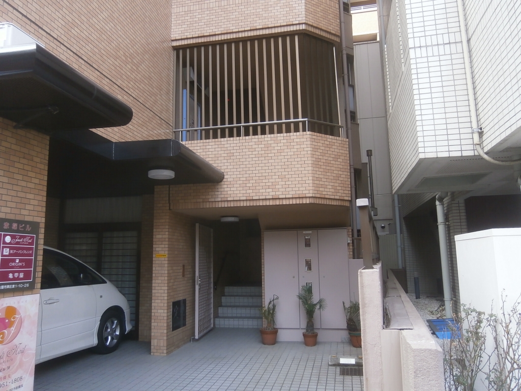 外装タイルを張り替えてお化粧直し 本文画像